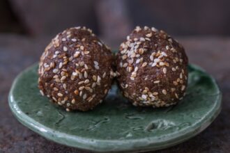 d27905784cee50b99e23130c2ba6666825954198ecbc1398420caf2b5afc436d